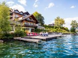 Galerie: Seevilla Leitner – Ferienhaus direkt am Millstätter See mit eigenem Badesteg, Liegewiese und Bootsanlegestelle