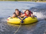 Galerie: Ringo fahren am Millstaetter See beim Sporthotel ROYAL X – Urlaub in Kärnten am See – Seevilla Leitner – Ferienhaus am Millstätter See