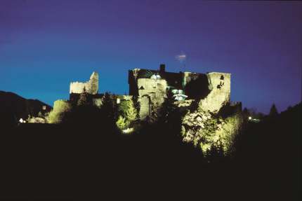 Burg Sommeregg in Seeboden – Seevilla Leitner – Urlaub am Millstätter See – Urlaub in Kärnten am See – Sporturlaub