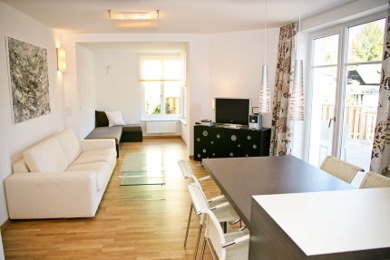 Seevilla Cattina – Wohnzimmer im Appartement Wasserstern – Appartements am Millstätter See – Urlaub in Kärnten am See