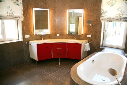 Seevilla Cattina – Badezimmer im Appartement Wasserlilie – Appartements am Millstätter See – Urlaub in Kärnten am See